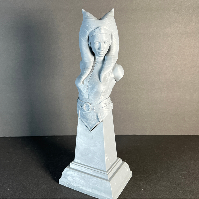 Load image into Gallery viewer, Ahsoka 1/6th scale Model
