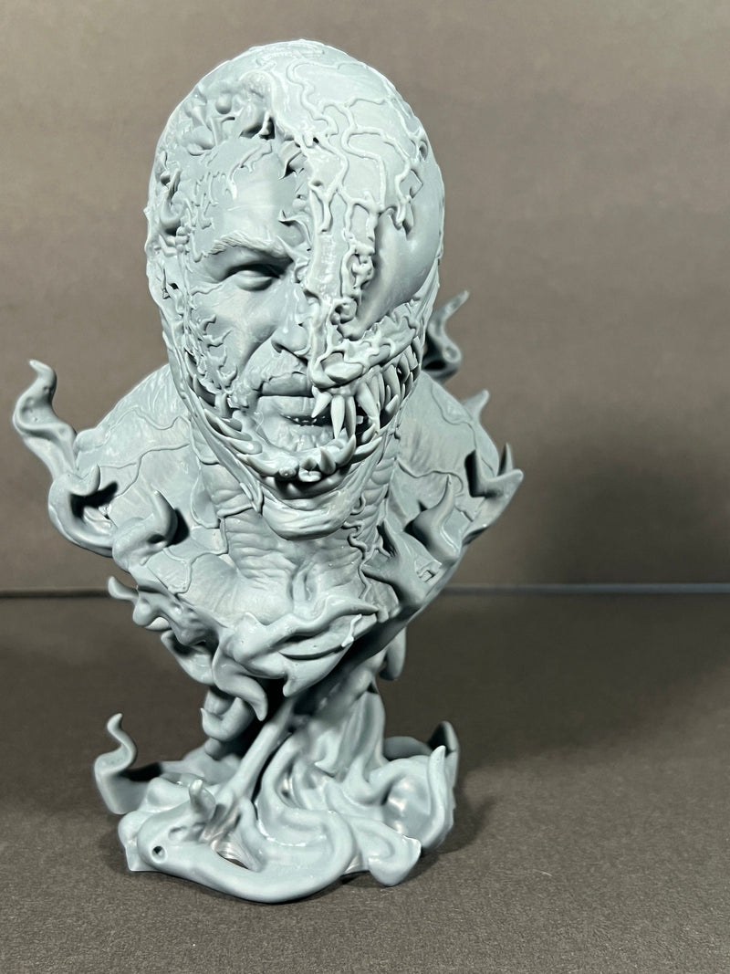 Load image into Gallery viewer, Venom Transformation Bust - 6 Inch

